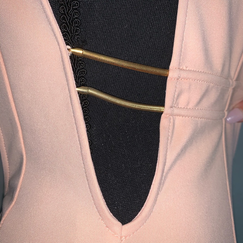 π€ Extreme plunge party dress - Picture 5 of 9